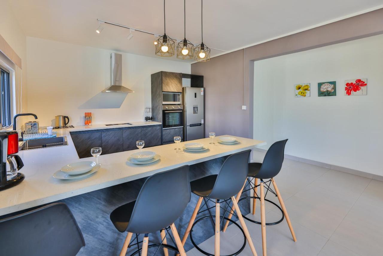 Oceanbreeze Apartments Mont Choisy Екстер'єр фото